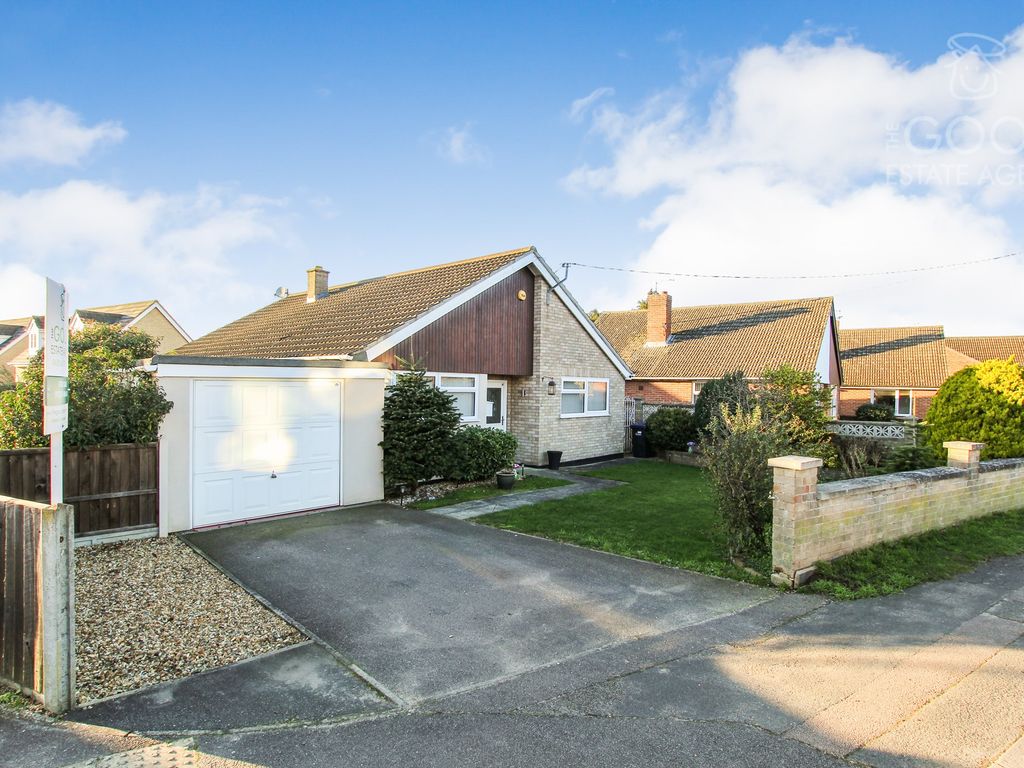 3 bed bungalow for sale in The Butts, Soham CB7, £375,000