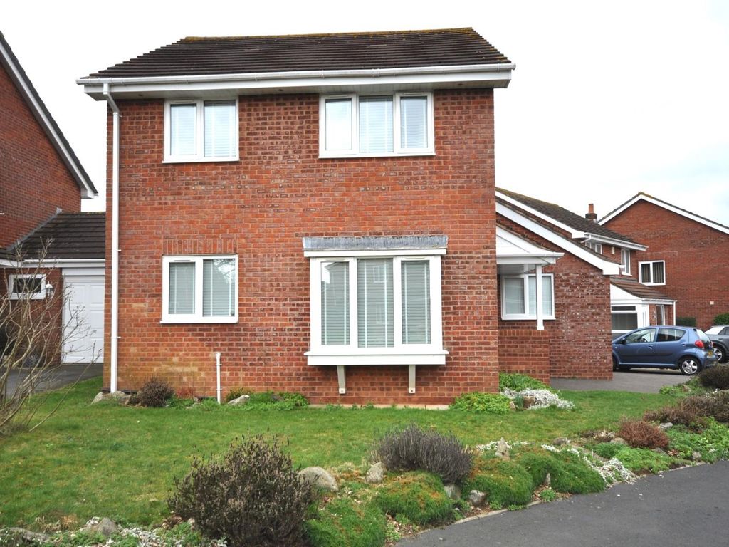 4 bed detached house for sale in Grecian Way, Exeter EX2, £460,000