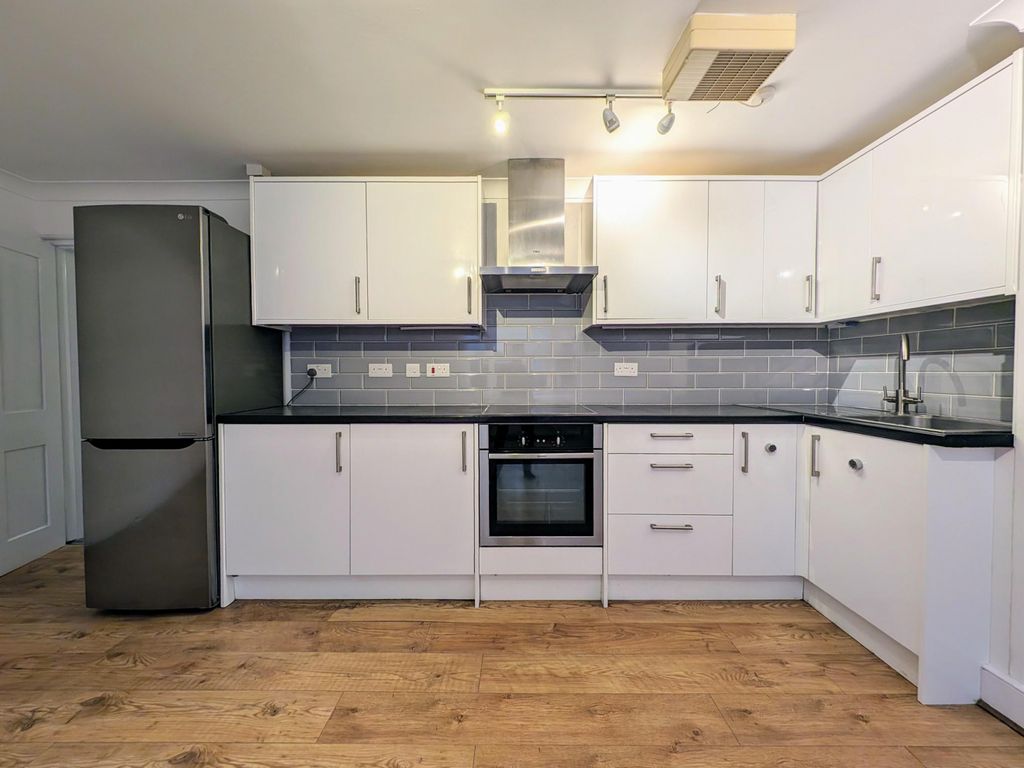 1 bed flat to rent in Barnsbury Street, London N1, £2,300 pcm