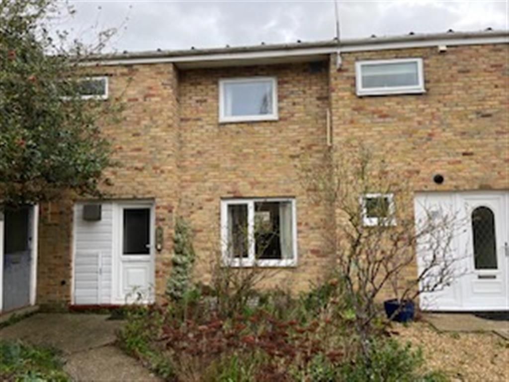 3 bed terraced house for sale in Walker Court, Cambridge CB4, £325,000