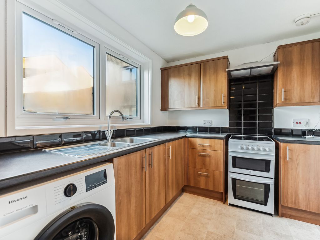 2 bed flat for sale in Nairn Street, Clydebank, West Dunbartonshire G81, £99,000