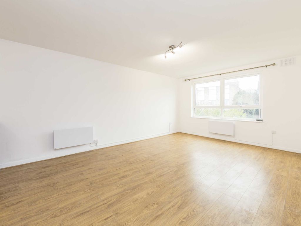 1 bed flat to rent in Rutford Road, London SW16, £1,300 pcm