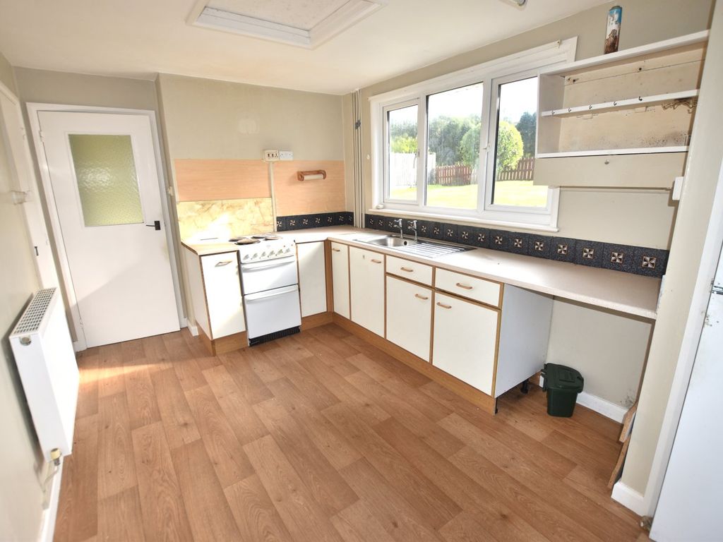 4 bed bungalow for sale in Pontgarreg, Llandysul SA44, £155,000