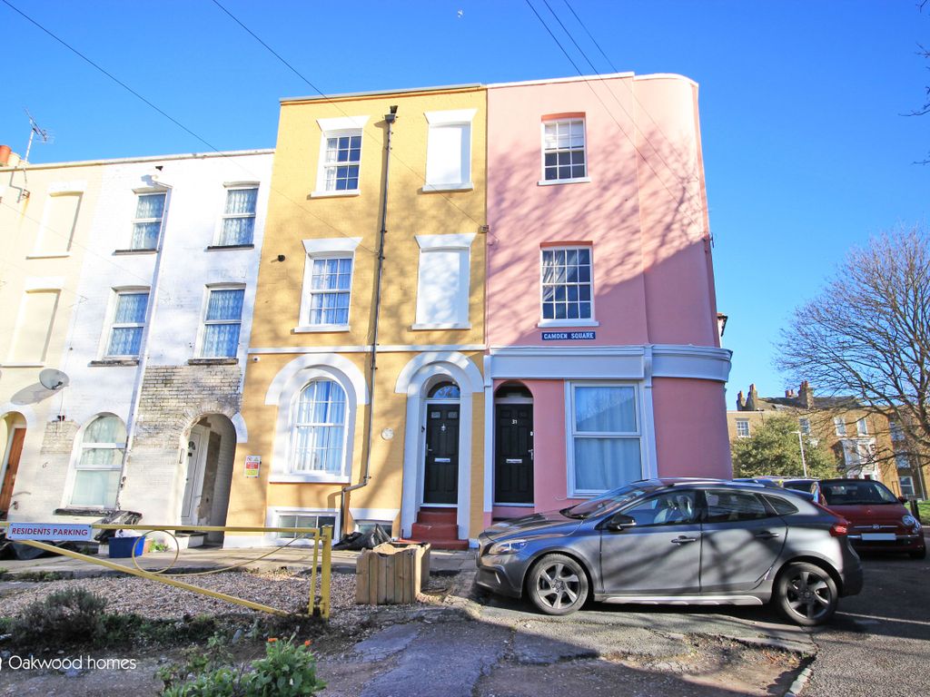 1 bed flat for sale in Camden Square, Ramsgate CT11, £119,995