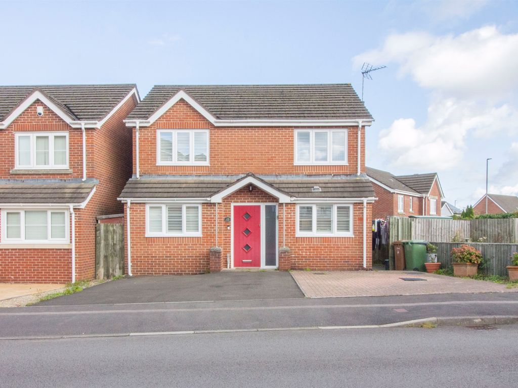 4 bed detached house for sale in Sword Hill, Caerphilly CF83, £350,000