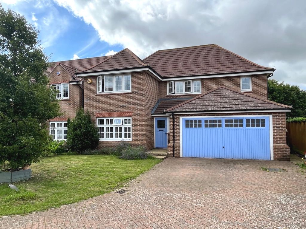 4 bed detached house for sale in Gardeners View, Hardingstone, Northampton NN4, £599,000