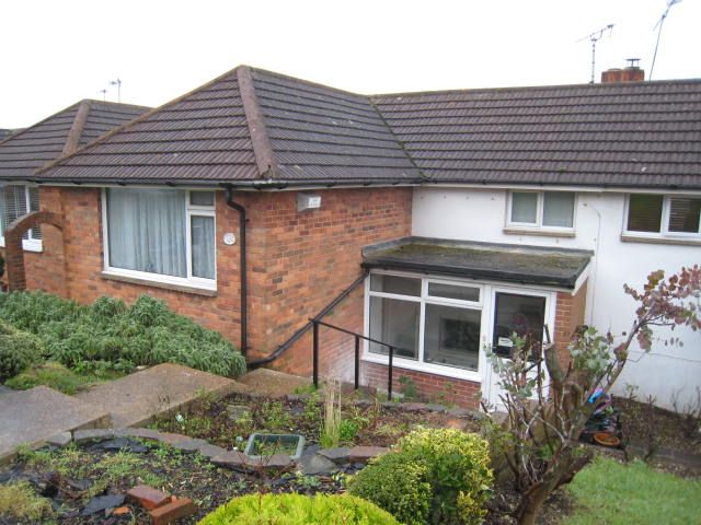 3 bed semi-detached bungalow to rent in Canfield Close, Brighton BN2, £2,083 pcm