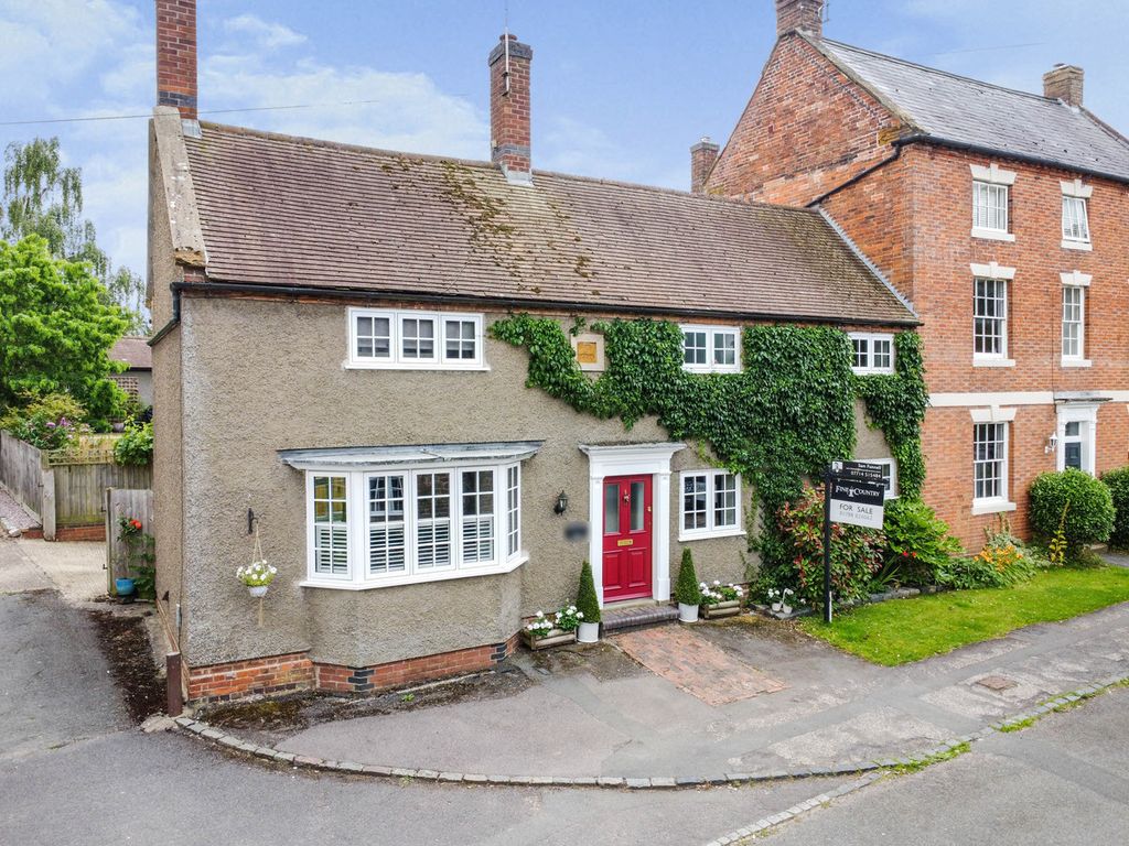 4 bed cottage for sale in Main Street Ashby St Ledgers Rugby, Warwickshire CV23, £550,000