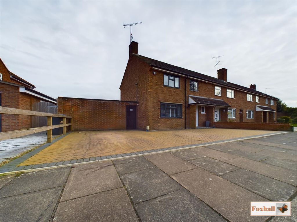 3 bed property for sale in Cardiff Avenue, Ipswich IP2, £290,000