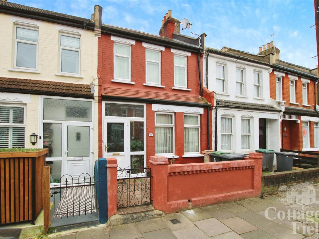 3 bed terraced house for sale in Loxwood Road, London N17, £700,000