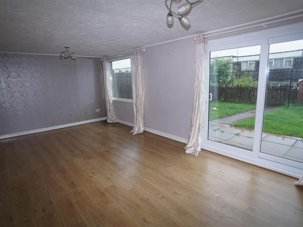 3 bed terraced house to rent in Badger Road, Woodhouse, Sheffield S13, £750 pcm