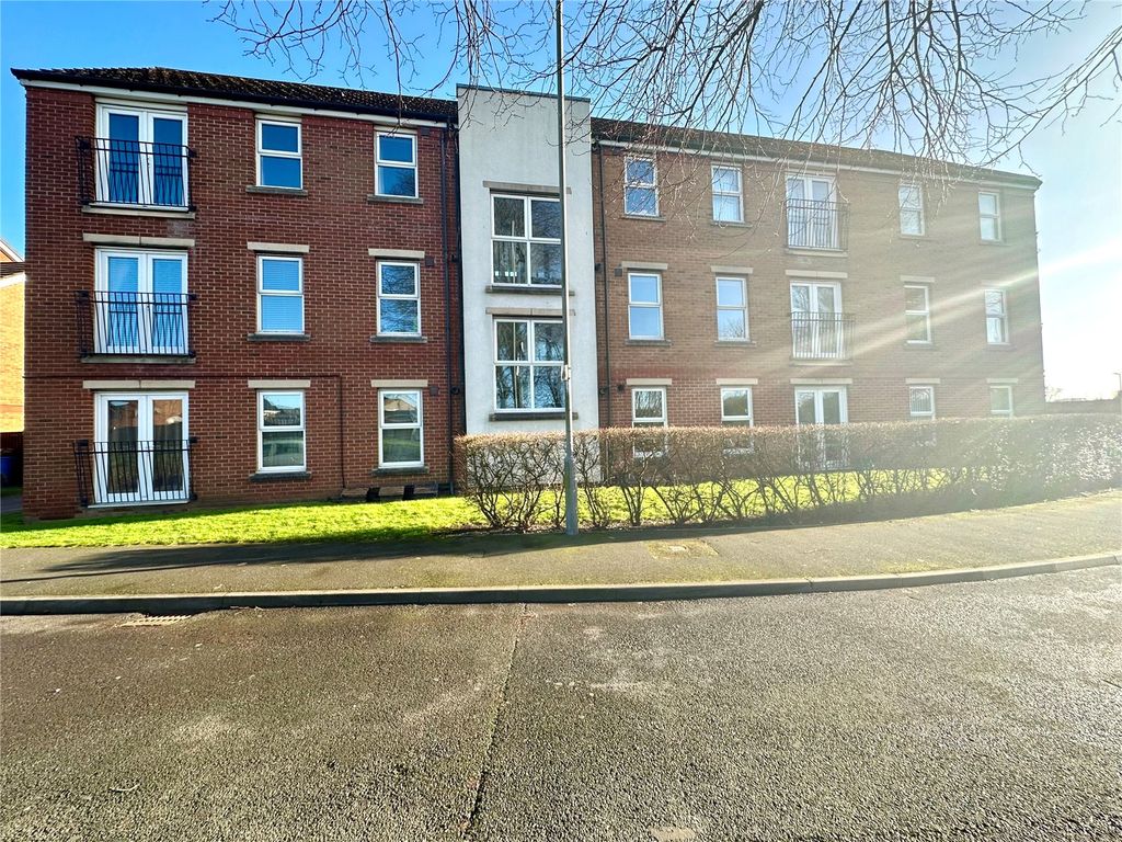 2 bed flat for sale in Dobson Street, Liverpool L6, £110,000