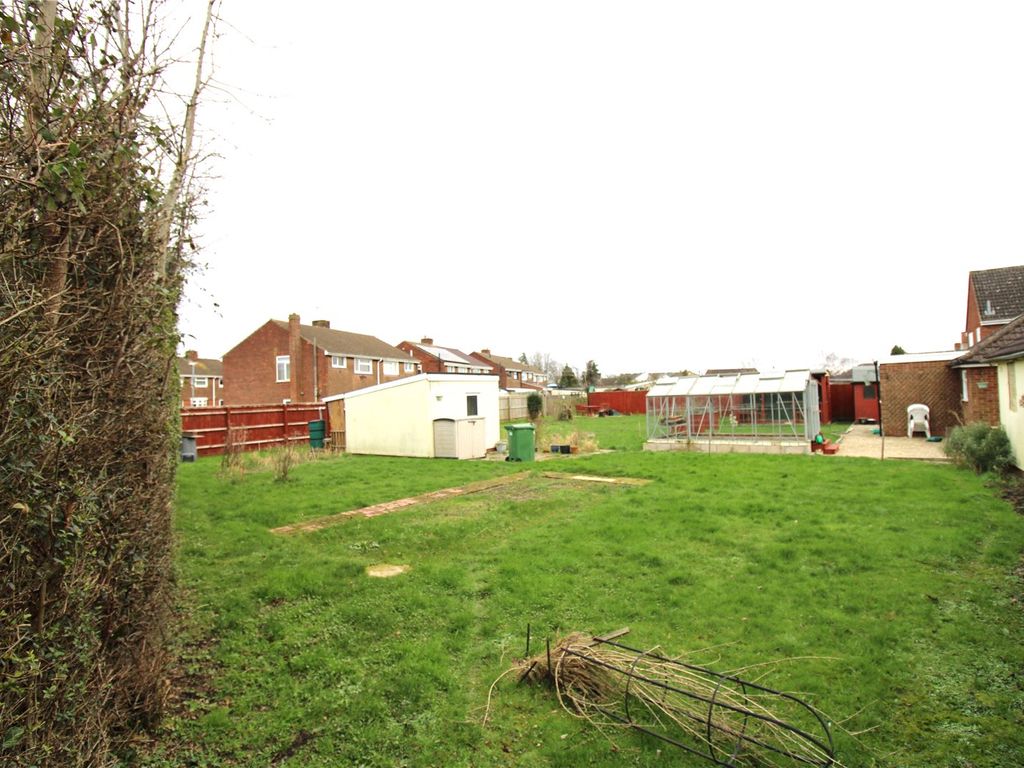 Land for sale in West End Road, Swindon, Wiltshire SN3, £160,000