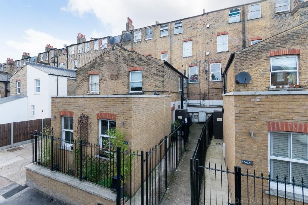 1 bed flat to rent in Dalton Street, London SE27, £1,300 pcm