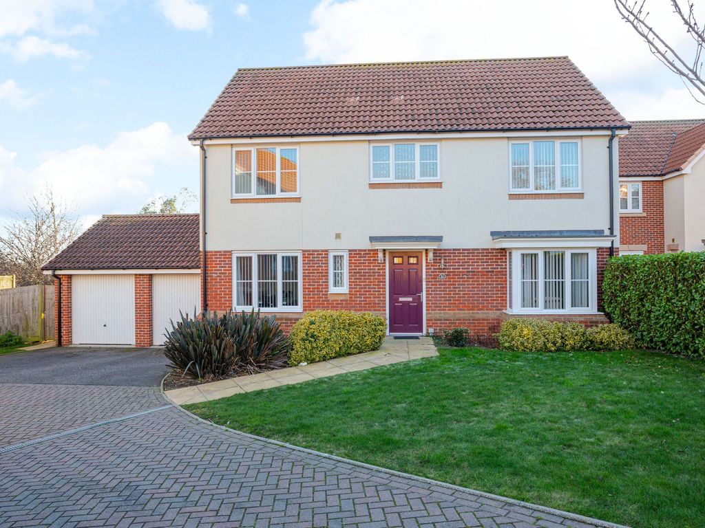 4 bed detached house for sale in Ellington Way, Broadstairs CT10, £625,000