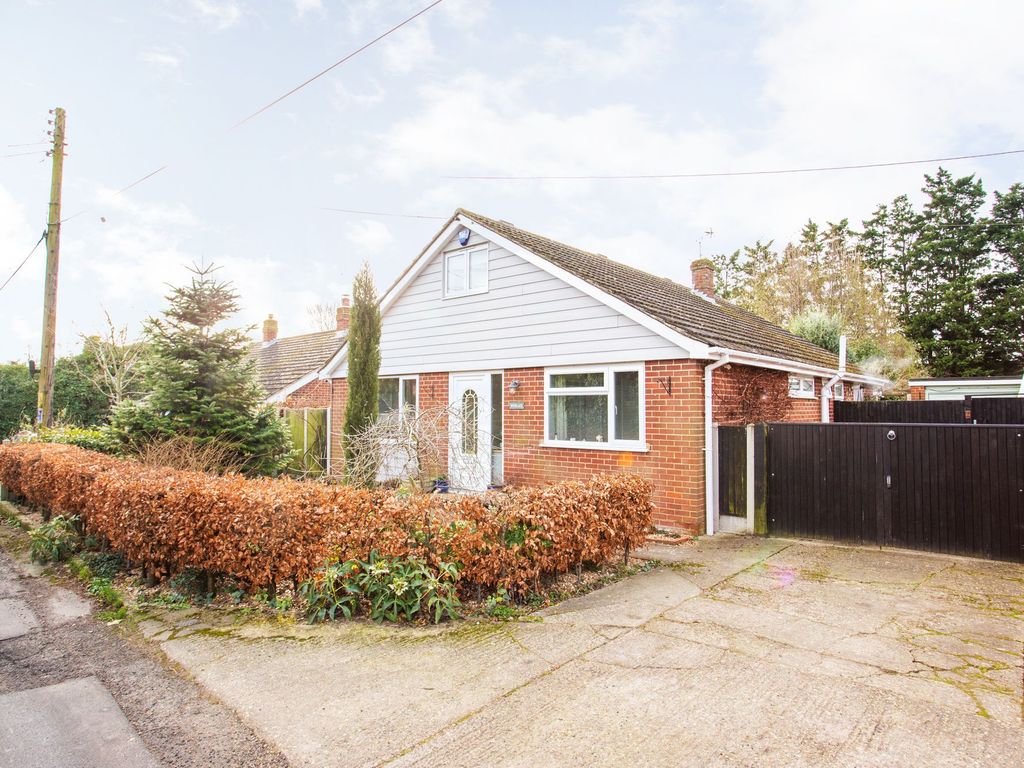 3 bed detached house for sale in School Lane, Stourmouth CT3, £465,000
