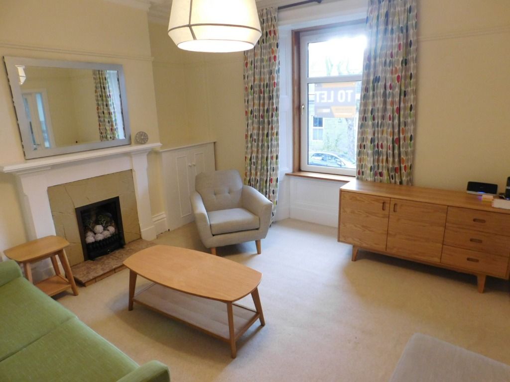 2 bed flat to rent in Thomson Street, Rosemount, Aberdeen AB25, £695 pcm