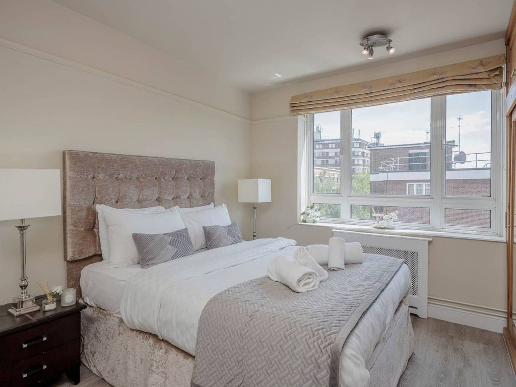 2 bed flat for sale in Keppel House, Chelsea, London SW3, £880,000