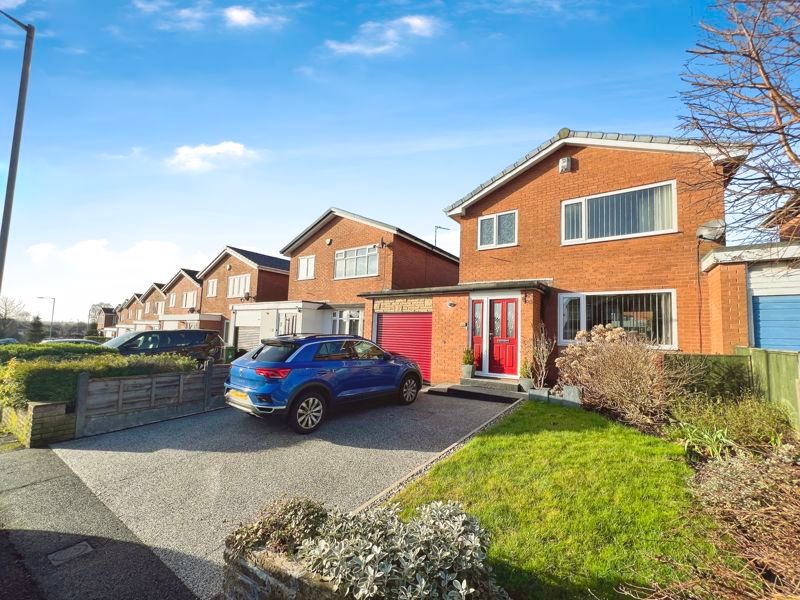 3 bed detached house for sale in Brodick Drive, Bolton BL2, £275,000
