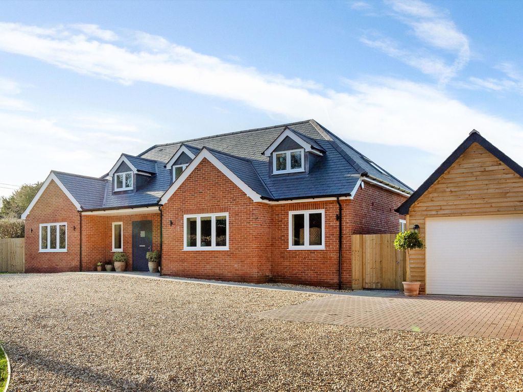 New home, 4 bed detached house for sale in Wolverton Common, Tadley, Hampshire RG26, £1,150,000