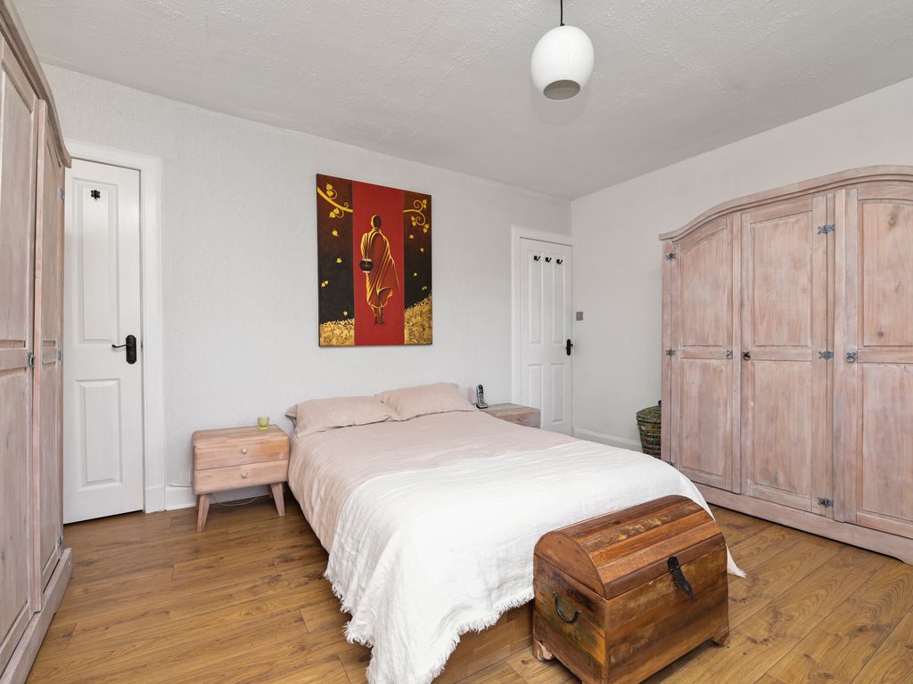 2 bed maisonette for sale in 20A, Bridge Road, Edinburgh EH13, £290,000