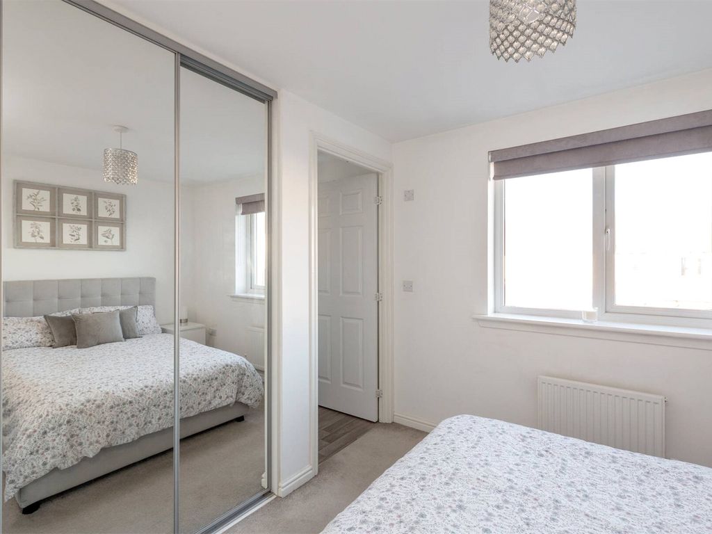 3 bed property for sale in 32, Whitehouse Gardens, Gorebridge, Midlothian EH23, £220,000