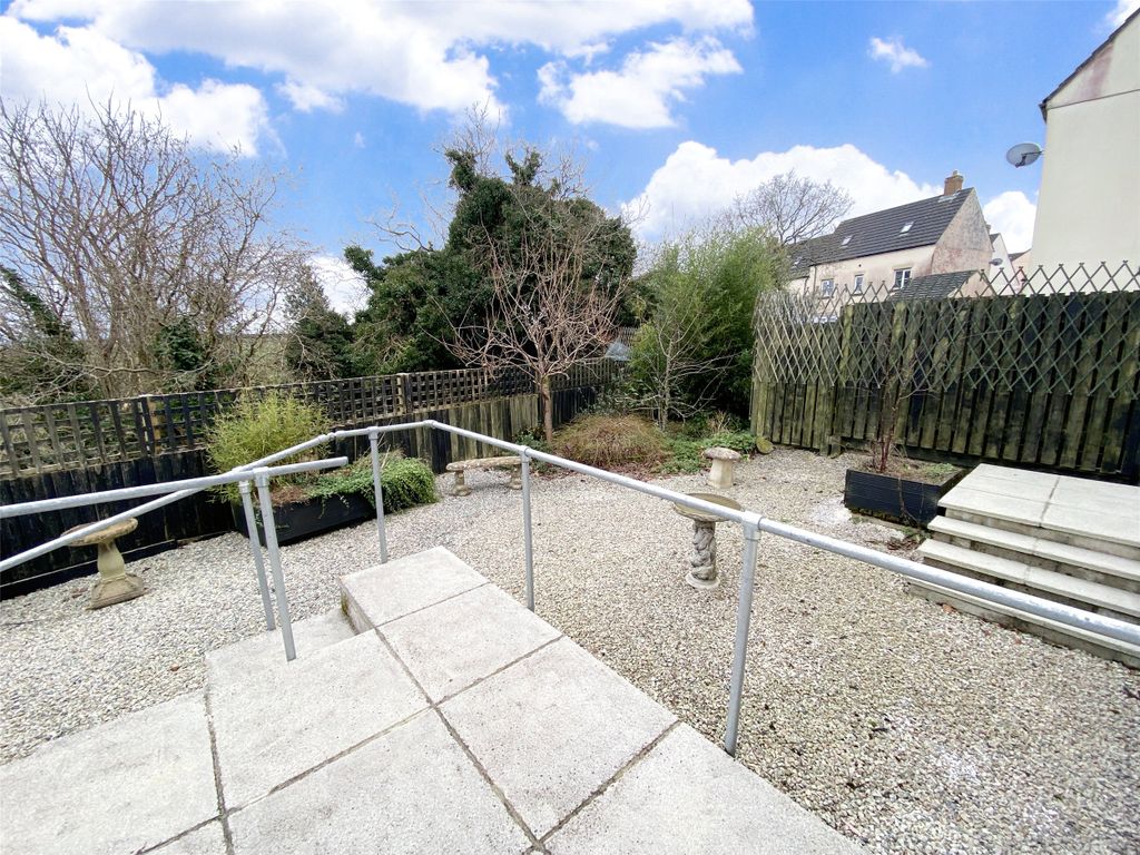 3 bed detached house for sale in Snowdrop Crescent, Launceston, Cornwall PL15, £191,000