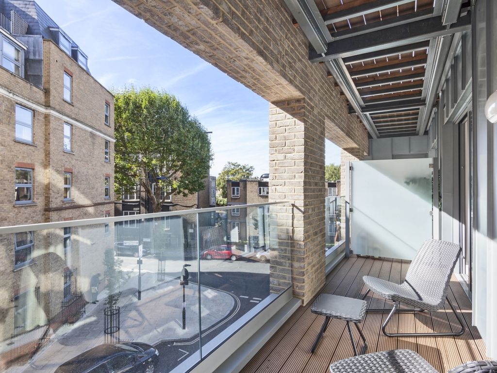 1 bed flat for sale in Cadence, Dalston Curve, Dalston N16, £420,000