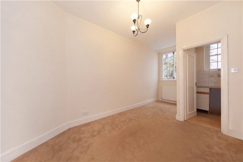 2 bed flat to rent in Abbey House, 1A Abbey Road NW8, £2,500 pcm