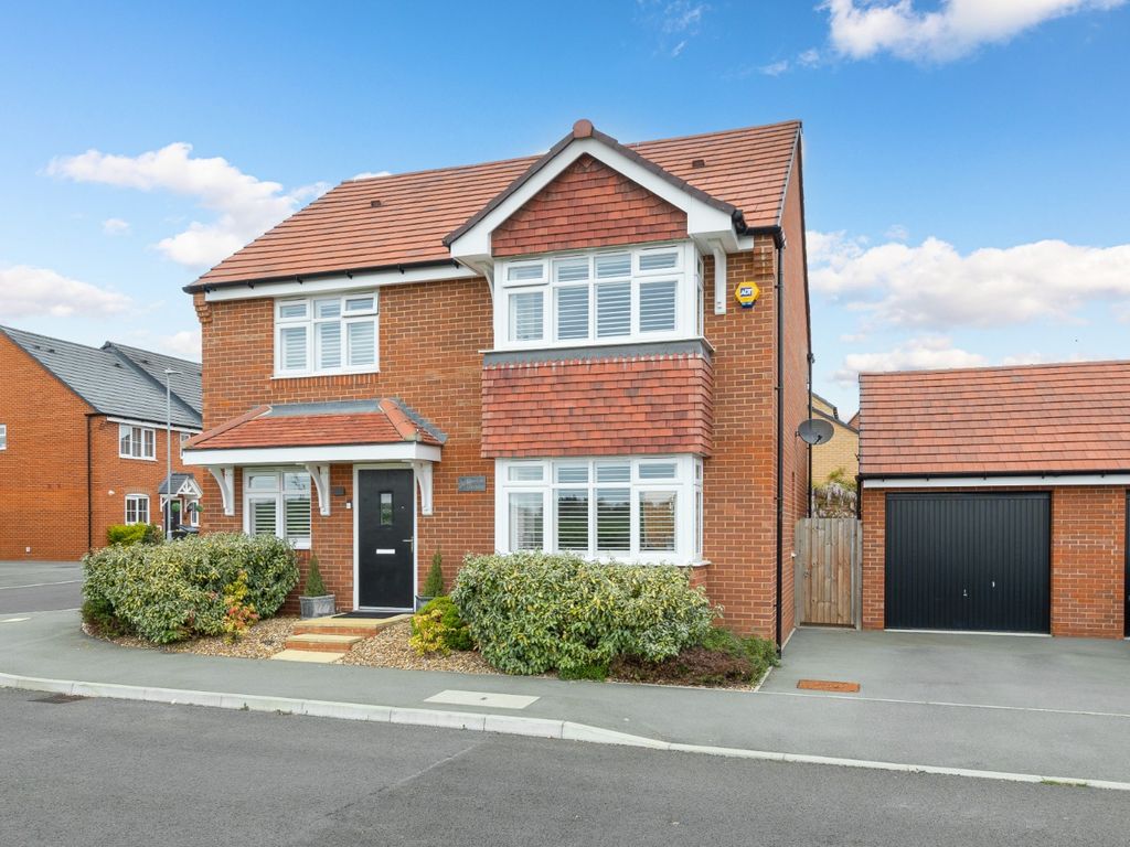 4 bed detached house for sale in Sparrow Gardens, Lower Stondon, Henlow, Bedfordshire SG16, £565,000