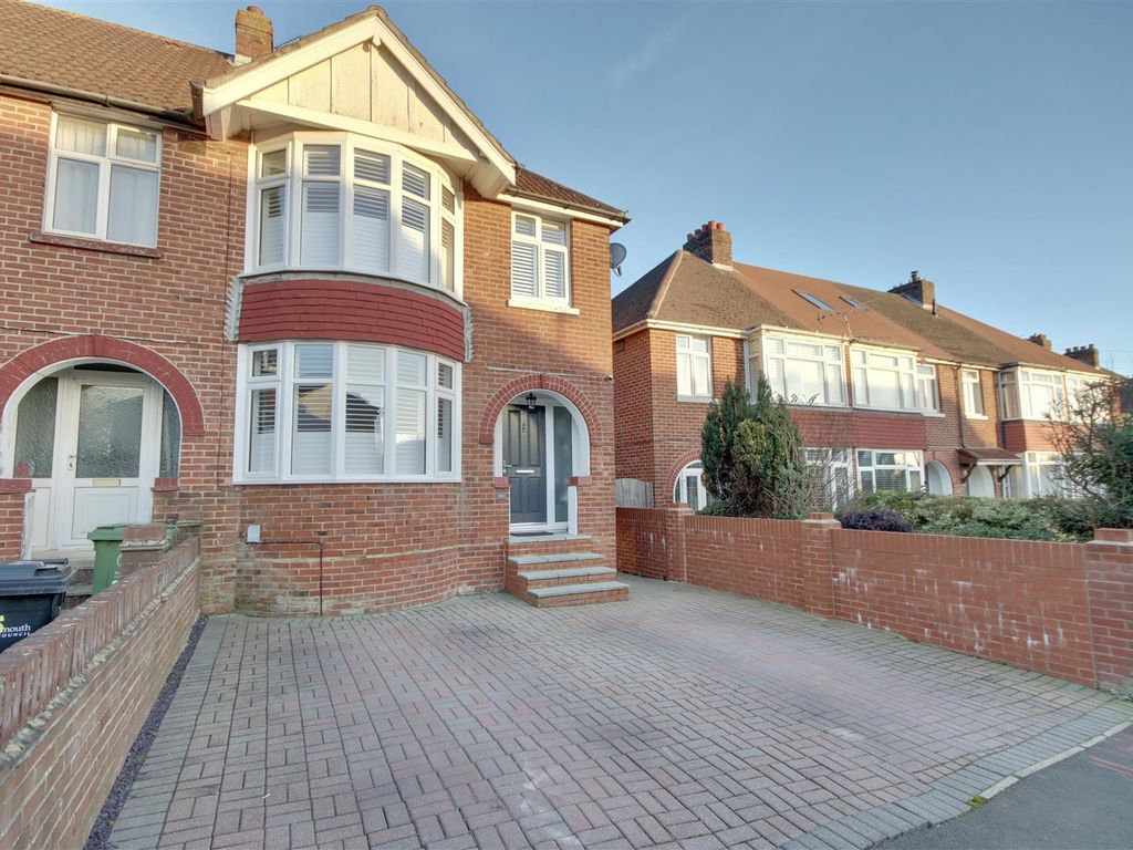 4 bed end terrace house for sale in Lower Farlington Road, Farlington, Portsmouth PO6, £430,000