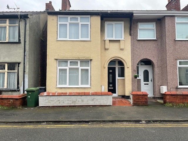 3 bed semi-detached house to rent in Silverburn Avenue, Moreton, Wirral CH46, £900 pcm