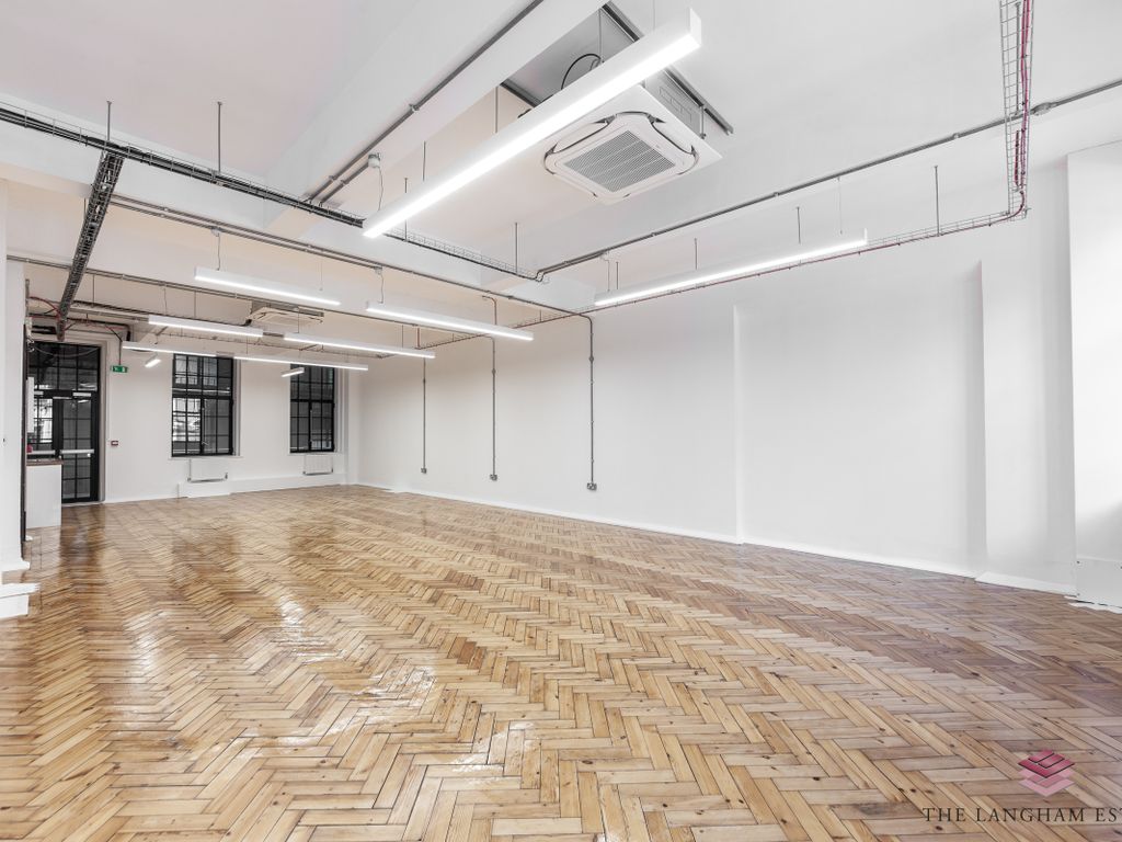 Office to let in Fitzrovia W1W, £72,150 pa