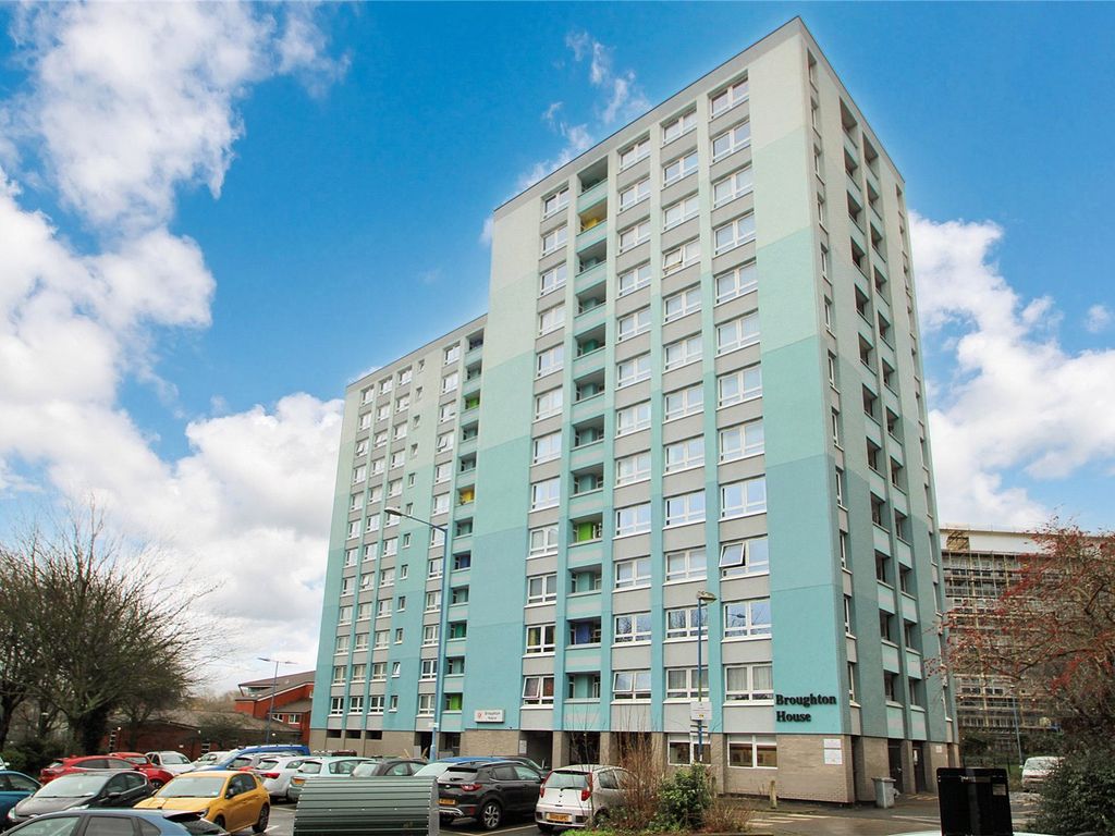 1 bed flat for sale in Broughton House, Bristol BS1, £150,000