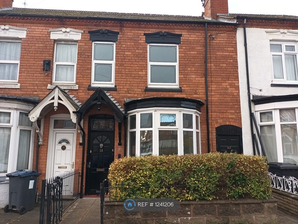 3 bed terraced house to rent in Newman Road, Birmingham B24, £1,375 pcm