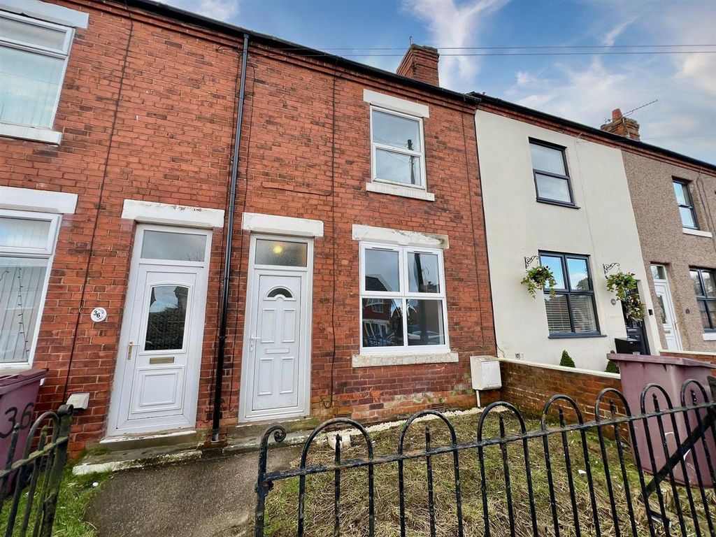 2 bed terraced house to rent in John Street, Clay Cross, Chesterfield S45, £675 pcm