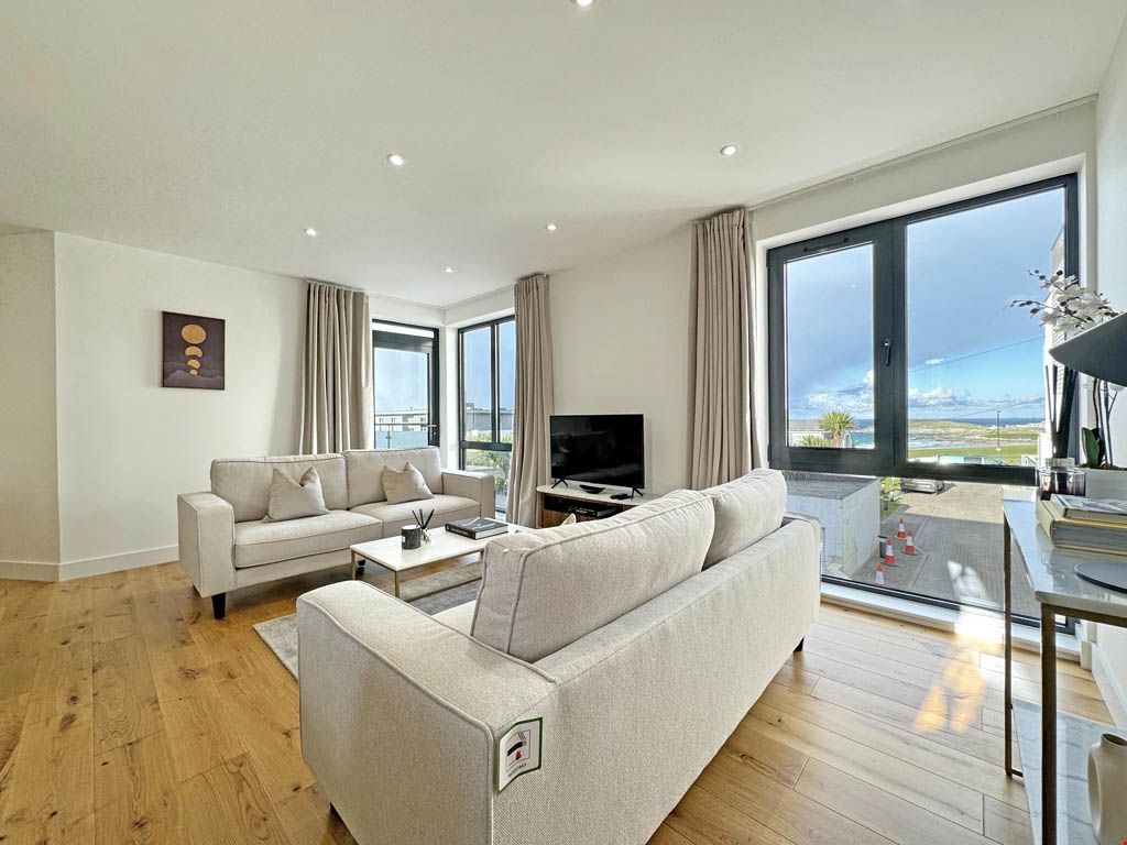 2 bed flat for sale in Pentire, Newquay, Cornwall TR7, £550,000