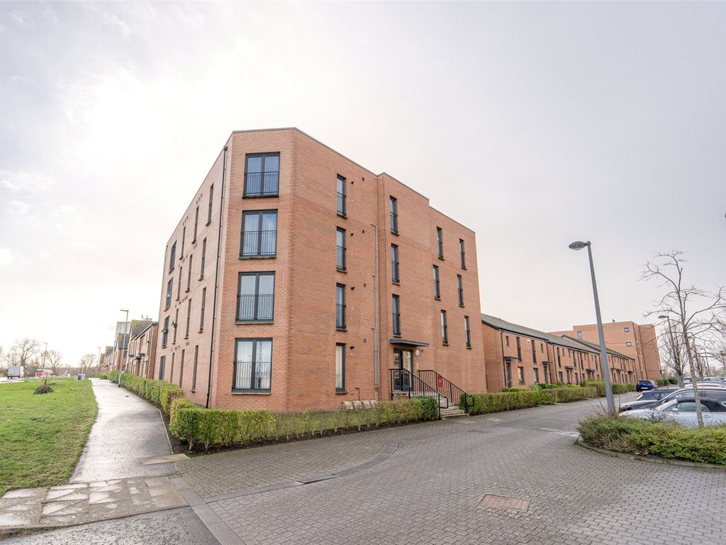 2 bed flat for sale in Lurie Place, Edinburgh EH16, £180,000