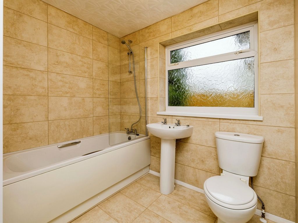 2 bed detached bungalow for sale in Fulford Way, Skegness PE25, £250,000