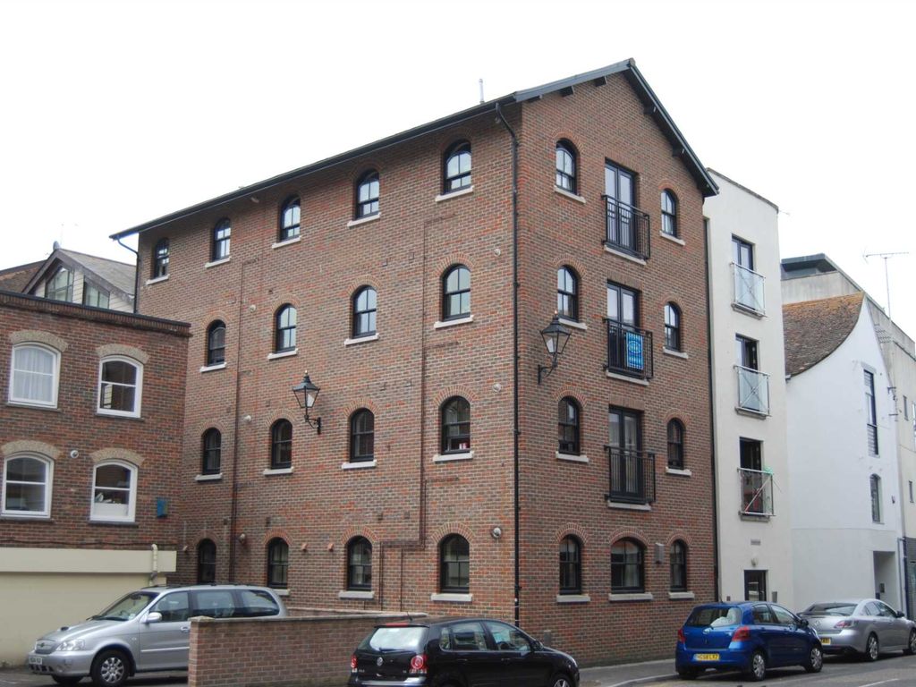 2 bed flat for sale in Strand Street, Poole Quay, Poole BH15, £209,950