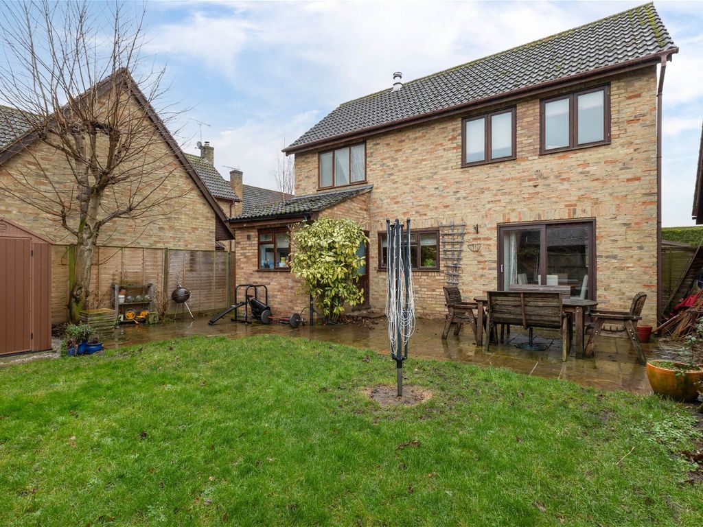 4 bed detached house for sale in Queens Close, Northill, Biggleswade SG18, £500,000
