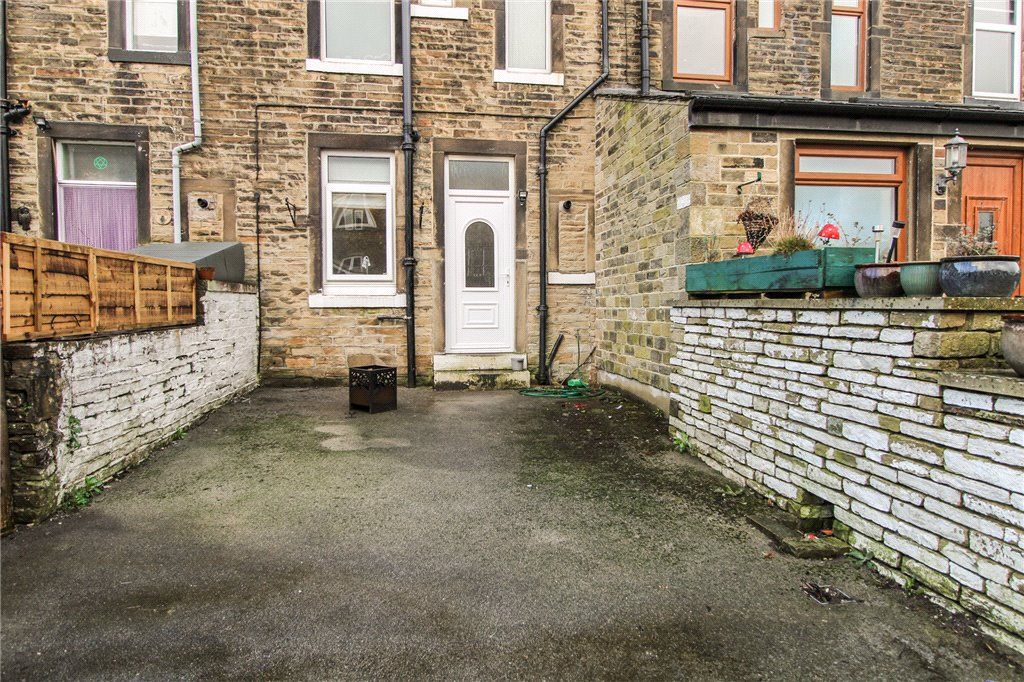 3 bed terraced house for sale in Aireside, Cononley, Keighley BD20, £260,000