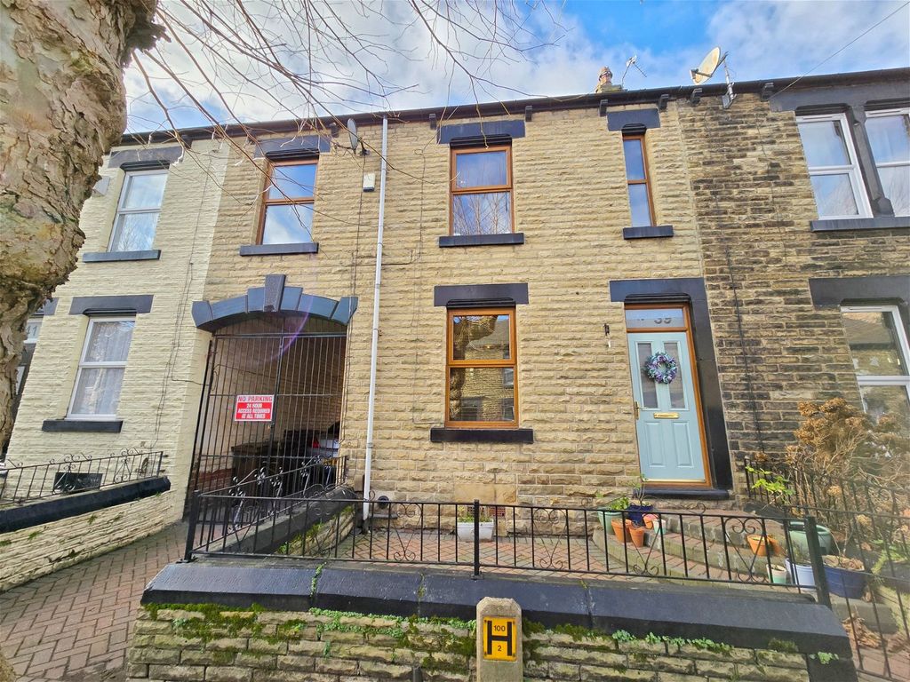 3 bed terraced house for sale in Park Grove, Barnsley S70, £195,000