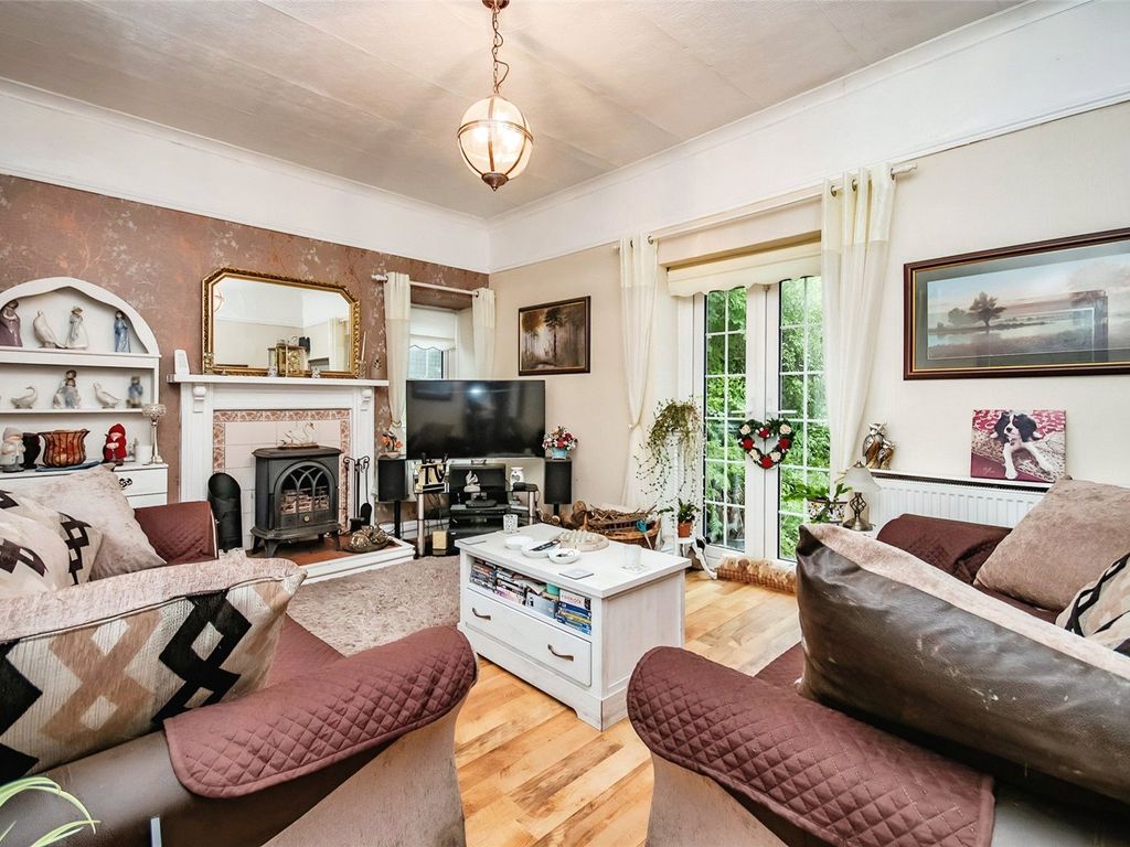 3 bed cottage for sale in Llanarth, Ceredigion SA47, £325,000