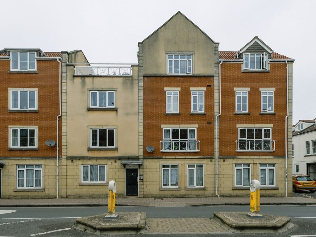 1 bed flat for sale in North Street, Bedminster, Bristol BS3, £170,000