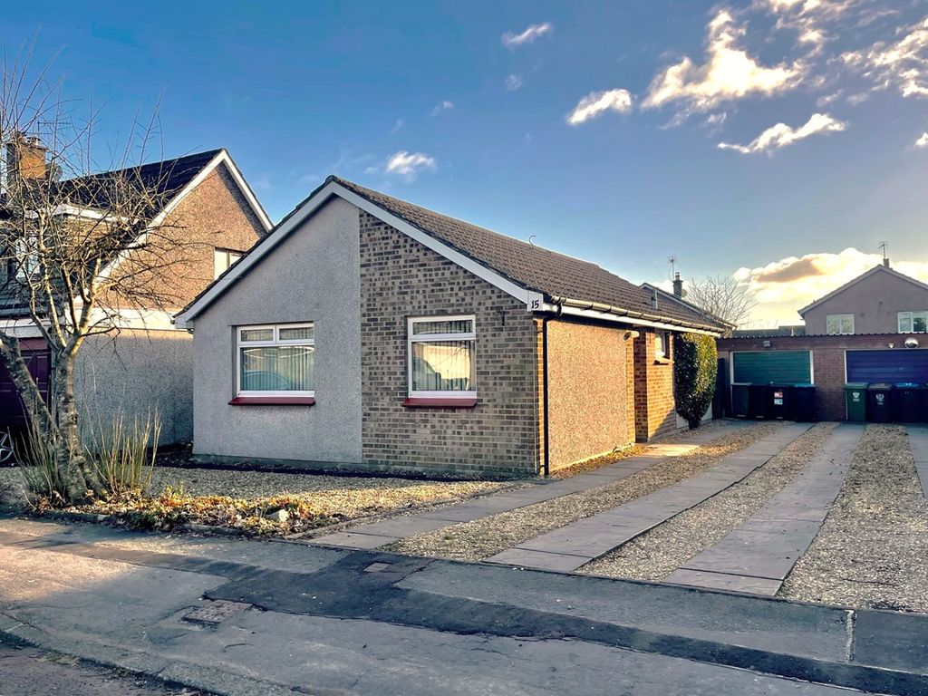 3 bed bungalow for sale in 15 Tummel Place, Kinross KY13, £225,000