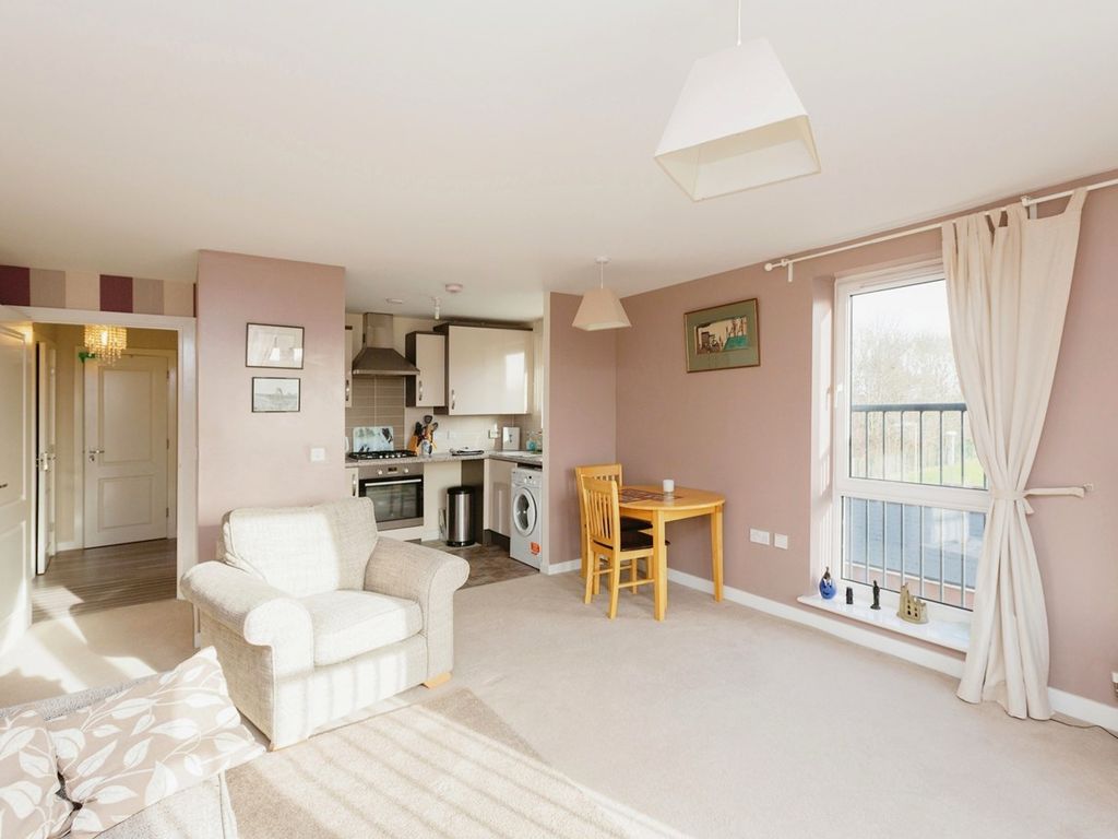 2 bed flat for sale in Wodell Drive, Wolverton, Milton Keynes MK12, £210,000