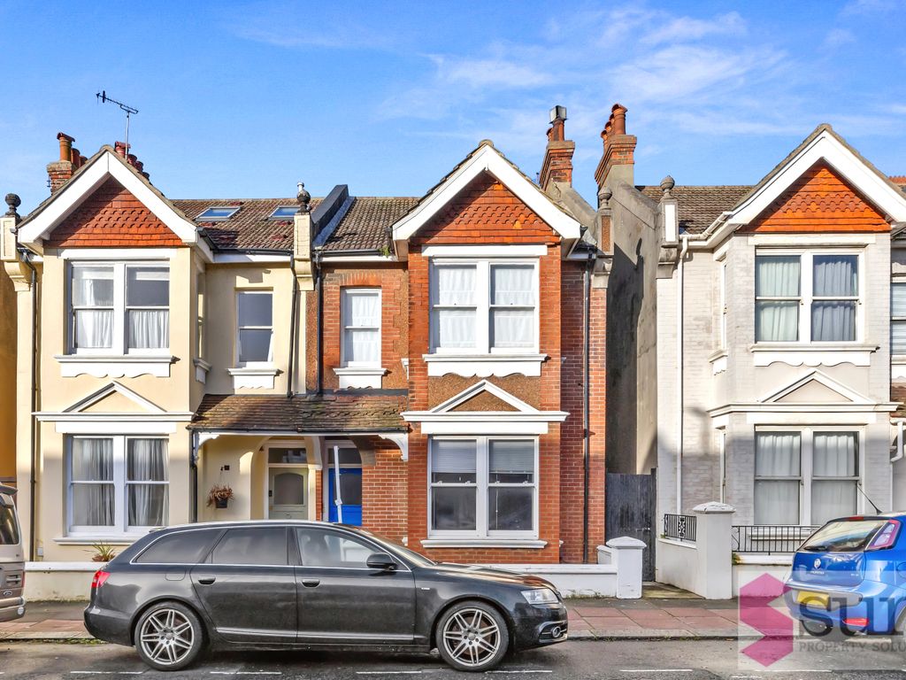 2 bed flat to rent in Arundel Road, Brighton, East Sussex BN2, £1,650 pcm