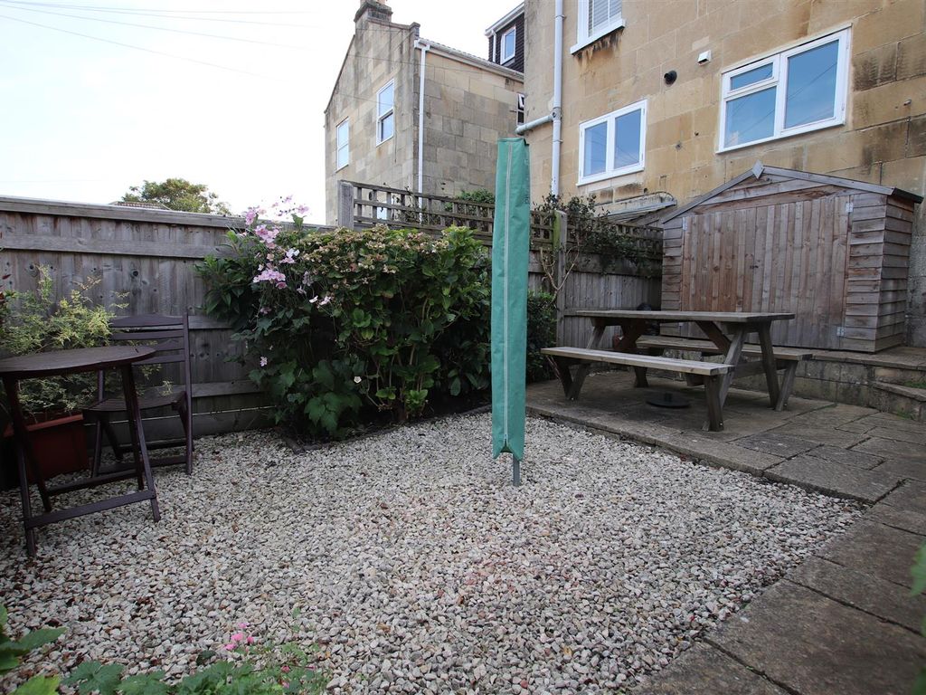 3 bed terraced house to rent in Park Avenue, Bath BA2, £1,875 pcm