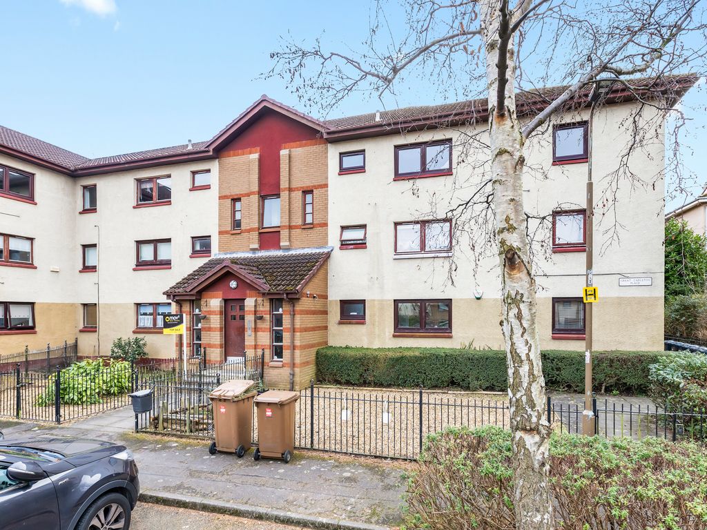 2 bed flat for sale in 9/6 Great Carleton Place, Niddrie, Edinburgh EH16, £145,000